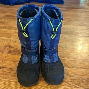 Columbia waterproof 400 grams boot size 6